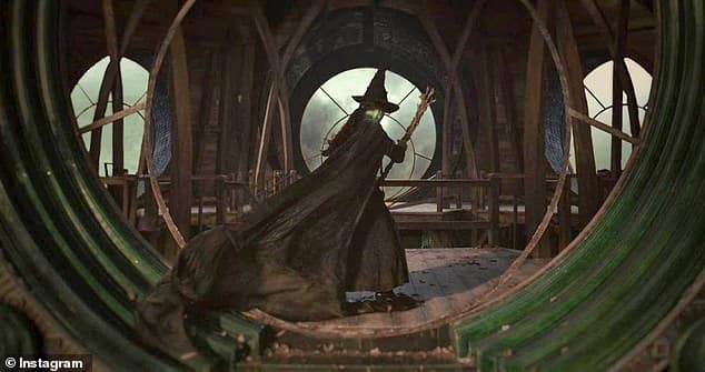 Закрытие: британское производство популярного сценического мюзикла Wicked было одним из первых, кто был закрыт на фоне забастовки SAG-AFTRA, хотя теперь кажется, что они были очень близки к завершению.