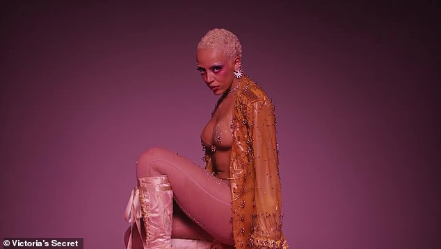 Отменено?  Проблема в том, что за последний месяц на Doja Cat отписались 566 040 пользователей Instagram из-за унижения фанатов за их преданность ей и двум ее последним поп-альбомам, «захватывающим деньги».