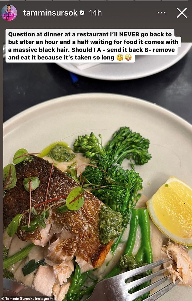Звезда Home And Away отправилась в Instagram во время саги, чтобы выразить свое разочарование, поделившись фотографией отчетливых черных волос, лежащих на ее тарелке.