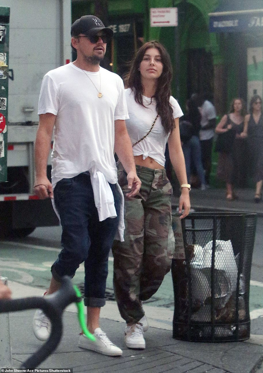 Лео и Камила на прогулке в Нью-Йорке, май 2018 года.