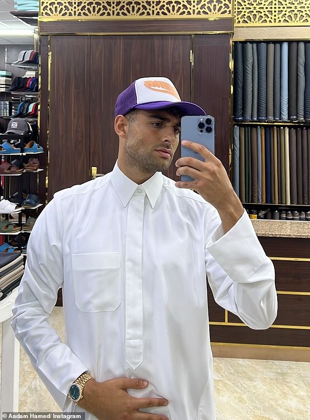 Новое увлечение: похоже, что она ушла от своего бывшего бывшего Луки Биша с Острова любви к 23-летнему профессиональному боксёру (на фото) после того, как дуэт вместе провел отпуск в Дубае.