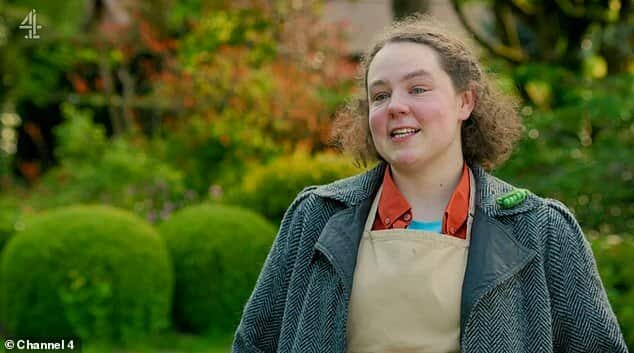 Great British Bake Off: Эбби — третья участница, покинувшая шоу во время изнурительной Хлебной недели после жесткой остановки шоу.