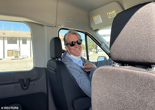 Рак участвовал в громком задании по вождению в сентябре 2021 года, когда он водил фургон для прессы кортежа президента Джо Байдена в Лонг-Бич, Калифорния.