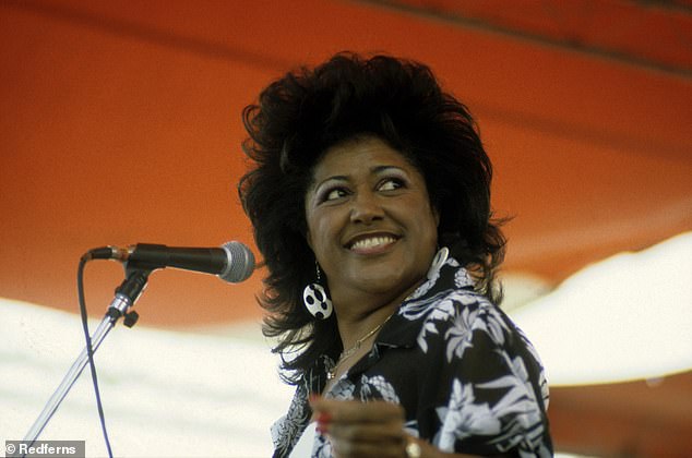 Музыкальная артистка была запечатлена на сцене в родном Новом Орлеане в 1986 году.