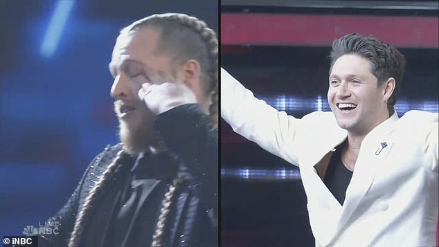 Хантли был шокирован, а Найл поднял руки в знак победы как его певец, выиграв The Voice второй сезон подряд.
