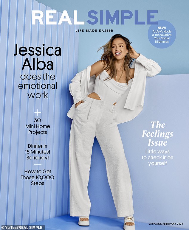 Освещая новый выпуск журнала Real Simple, Джессика превозносила достоинства терапии, признавая при этом, что «это процесс, и я не идеальна».