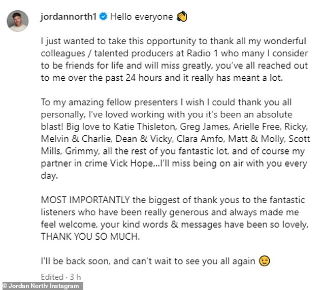 «Я просто хотел воспользоваться этой возможностью, чтобы поблагодарить всех моих замечательных коллег/талантливых продюсеров на Радио 1, которых я считаю друзьями на всю жизнь и которых мне будет очень не хватать», — сказал он.