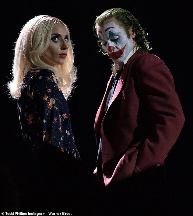Леди Гага и Хоакин Феникс снимаются в предстоящем сиквеле «Джокера», который выйдет в октябре.