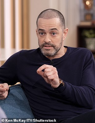 Актер рассказал о причинах, по которым ему сделали вторую пересадку волос во время выступления на This Morning в феврале прошлого года.