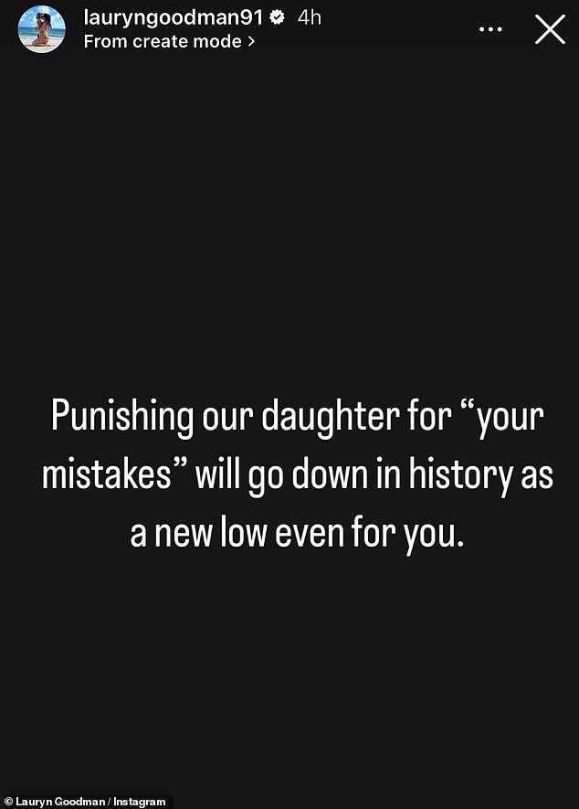 В недавнем посте Лорин нацелилась непосредственно на Кайла, загадочно поделившись: «Наказание нашей дочери за "твои ошибки" войдет в историю как новый минимум даже для тебя».