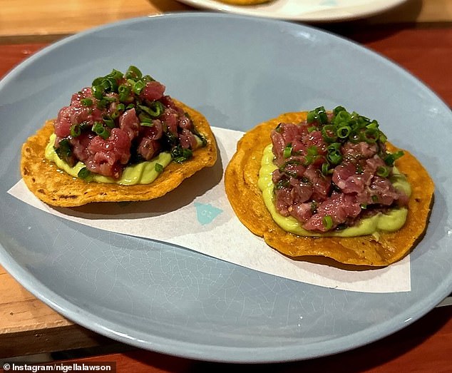 Найджелла также опубликовала фотографии своей вкусной еды.