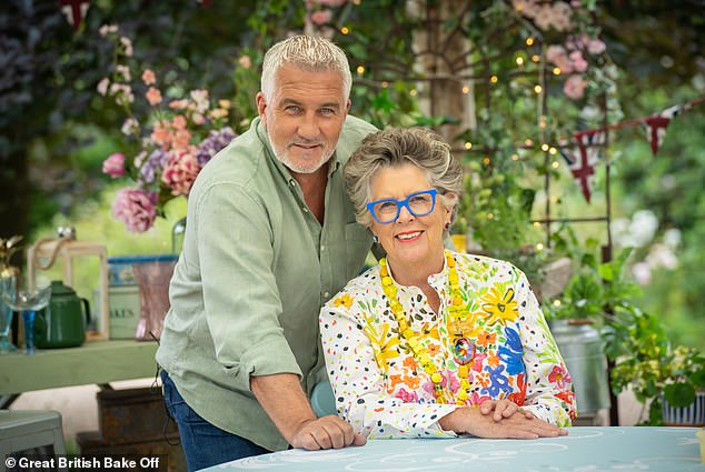 Представитель создателя Bake Off Love Productions заявил: «Прю откажется от участия в The Great Celebrity Bake Off ради противостояния раку» (на снимке с Полом Голливудом).