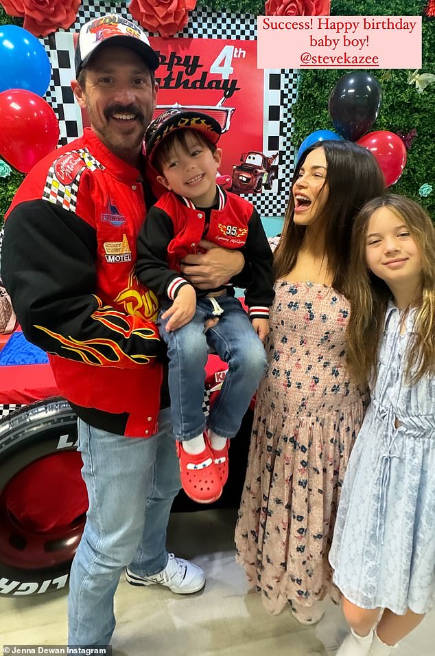 Дженна и Стив приветствовали своего четырехлетнего сына Каллума еще в марте 2020 года, а у актрисы-новичка также есть 10-летняя дочь Эверли от бывшего мужа Ченнинга Татума.