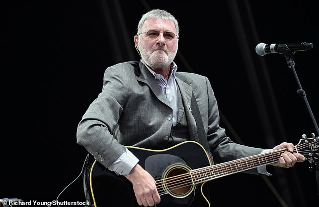 В октябре прошлого года он объявил об отмене концертов Steve Harley Acoustic Band, которые должны были состояться в январе 2024 года (видно в 2015 году).