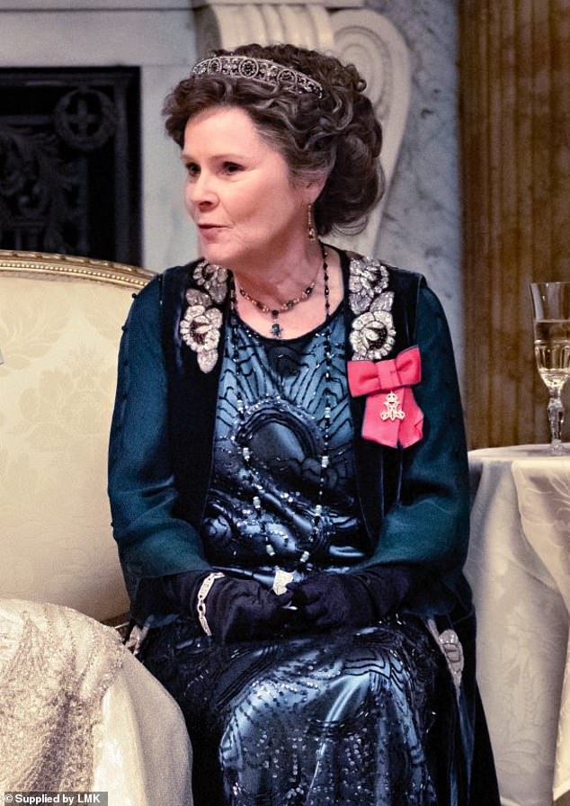 Актриса играет одну из фрейлин королевы Марии леди Мод Бэгшоу в популярном телешоу и фильме.