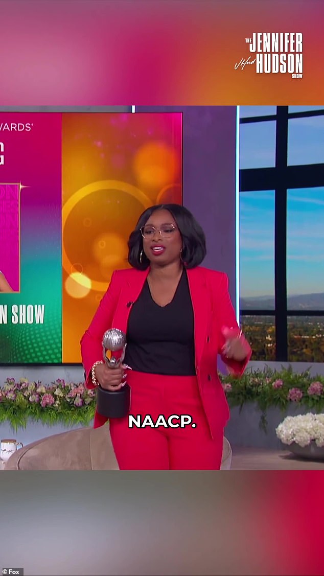 В последнее время у Дженнифер было много поводов для праздника: ее одноименное ток-шоу «Шоу Дженнифер Хадсон» недавно получило премию NAACP Image Award за выдающуюся серию ток-шоу.