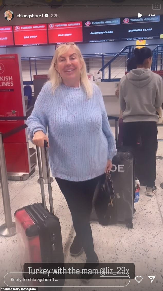 Разговаривая со своими 3,9 миллионами подписчиков в Instagram, 28-летняя звезда Джорди Шор направлялась в Стамбул, Турция, вместе со своей матерью, чтобы сделать четвертую операцию по увеличению груди.