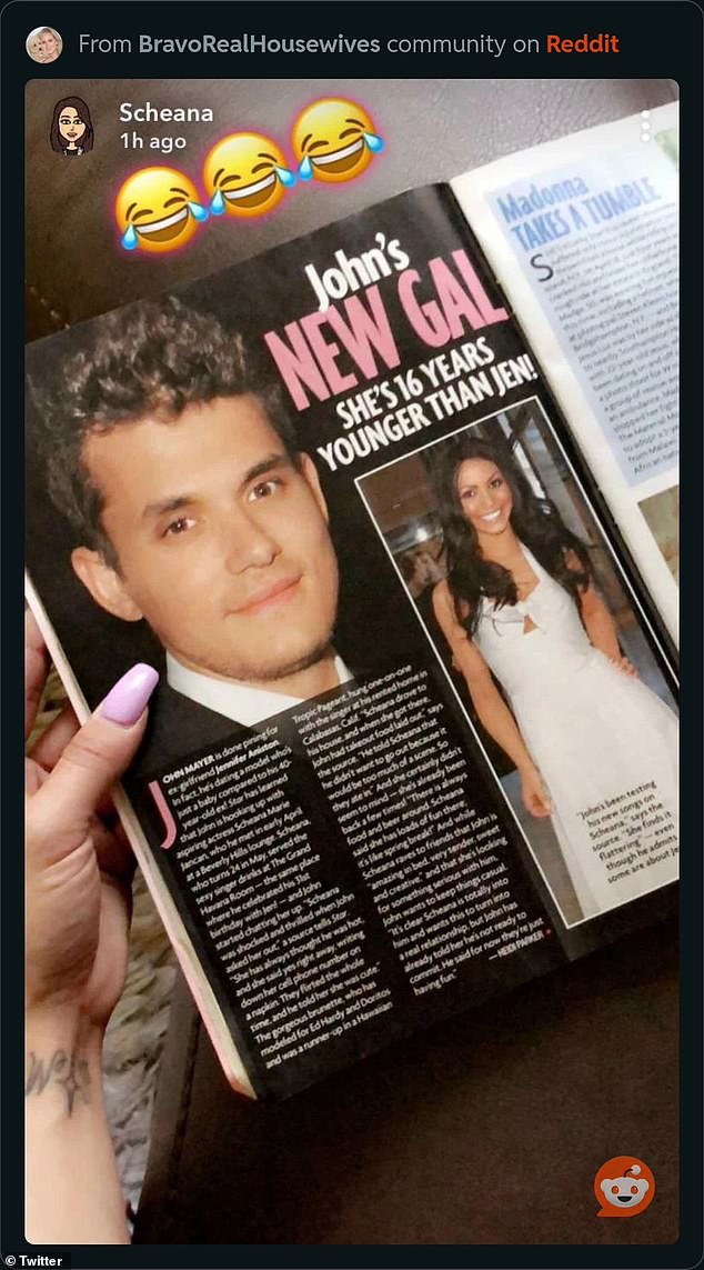 В 2018 году Шеана поделилась в своем Snapchat страницей журнала Star, на которой были размещены ее сольные фотографии с Джоном и заголовок: «Новая подружка Джона: она на 16 лет моложе Джен!»