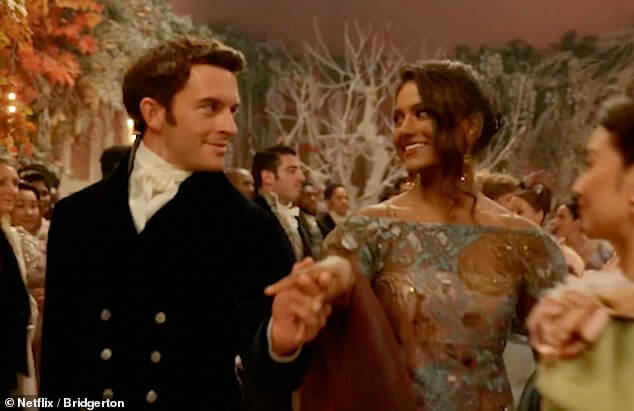 Бриджертон ПЕРВЫЙ ВЗГЛЯД: Лорд Энтони и Кейт Шарма по-прежнему кажутся очень влюбленными, поскольку они целуются во время танца, когда историческая возня Netflix представляет трейлер третьего сезона