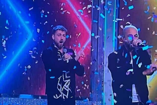 Сэм Томпсон наконец-то осуществил свою мечту о живом выступлении с JLS во время выпуска Saturday Night Takeaway на этих выходных.