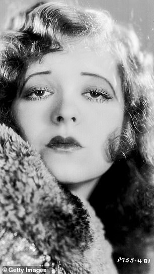 Одна из действующих кинозвезд 1920-х годов, Клара (на фото), пожалуй, наиболее известна своим фильмом 1927 года «Оно», который популяризировал термин «It Girl».