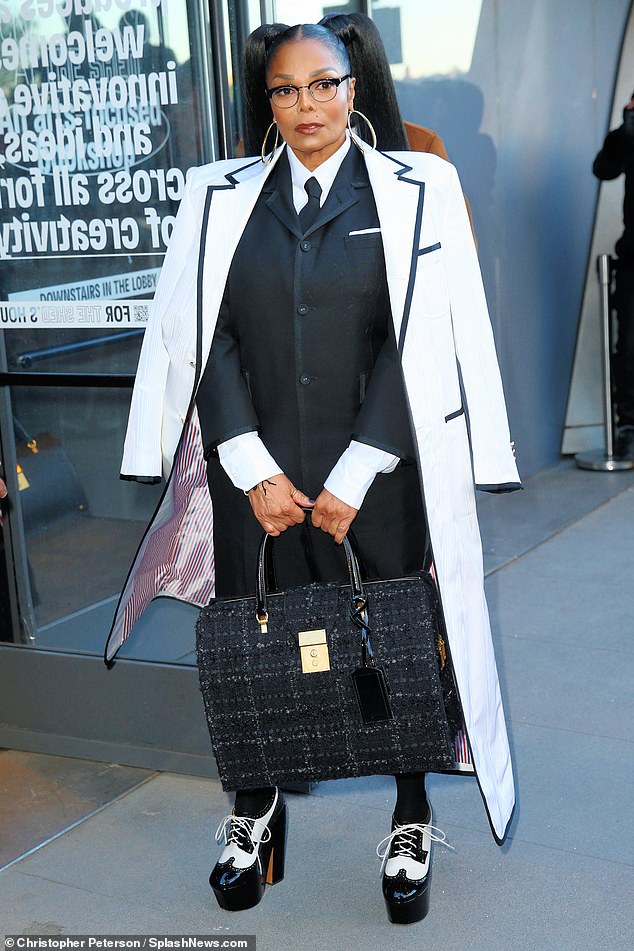 Джексон посетил звездный показ Thom Browne во время Недели моды в Нью-Йорке в феврале.