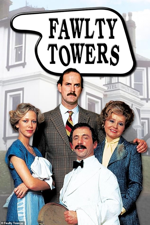 «Башни Фолти: Спектакль» — это двухчасовой спектакль, основанный на трех классических телесериалах: «Инспектор отеля» и «Немцы» из первого сериала и «Проблемы общения» из второго сериала.
