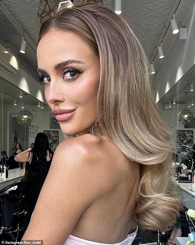 Footy WAG Бек Джадд, 41 год (на фото), снова обрушился на правительство Виктории за то, что оно справилось с волной молодежной преступности, захлестнувшей самые богатые пригороды Мельбурна.