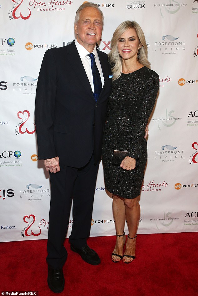 Мейджорс со своей 50-летней женой Фейт Мейджорс в Лос-Анджелесе в 2020 году на 10-летии Фонда открытых сердец.