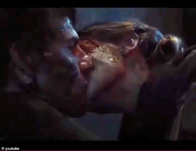 Эмили Блант и Том Круз на съемках фильма «На грани будущего», 2014 год.