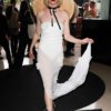 Аня Тейлор-Джой продемонстрировала пикантный образ, выйдя перед Каннским кинофестивалем в прозрачном белом платье без бретелек после интервью в отеле Marriott во вторник.