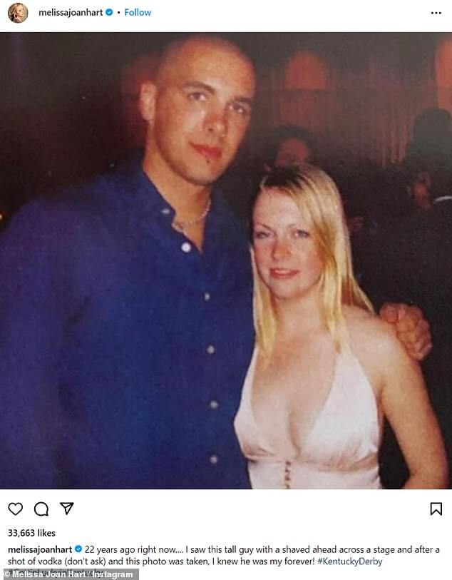 Мелисса Джоан Харт, 48 лет, поделилась приятным воспоминанием о той ночи, когда она впервые пересеклась с мужем Марком Вилкерсоном 22 года назад на Дерби в Кентукки.