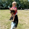 У Луизы Томпсон был памятный спортивный день в субботу, когда она выиграла забег мам в детском саду своего сына Лео.
