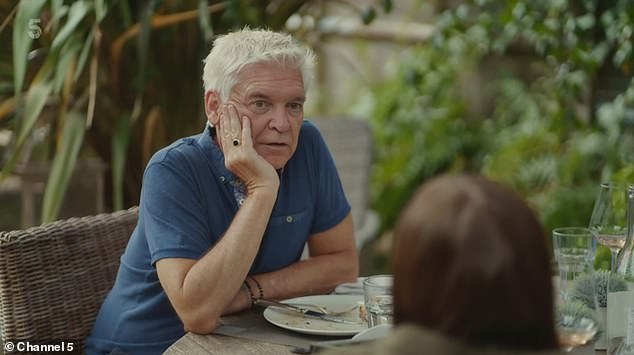 Хотя Филипп, казалось, был доволен шоу, его шоу на Channel 5 было встречено вяло.