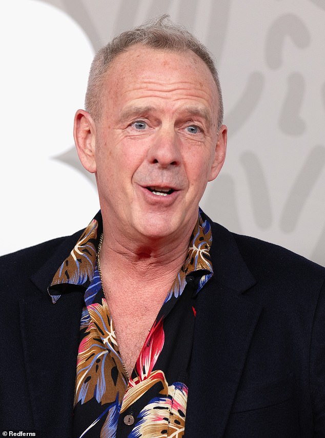 Fatboy Slim назвал Oasis «больными» из-за того, что они «обдирали фанатов», и предложил им воссоединиться ради быстрых денег