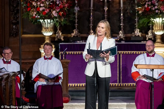 Кейт говорила во время службы, читая