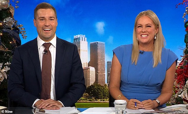 Карьера Сэма на телевидении также вернулась в самом разгаре после ухода с «Седьмого канала» на «Девять».