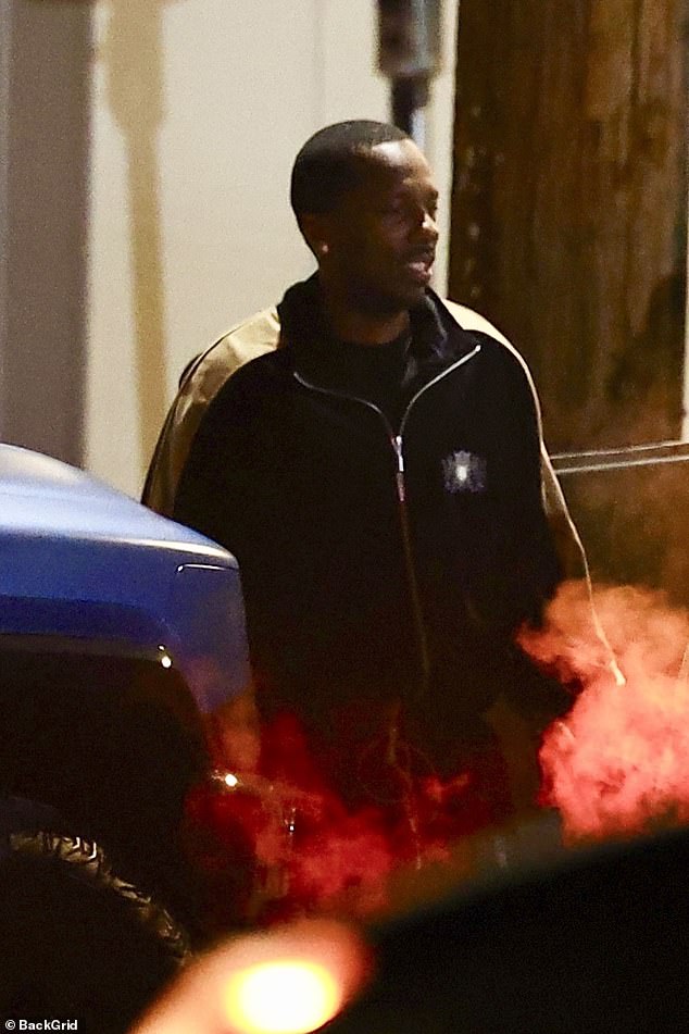 У родившегося в Огайо спортивного агента уже есть трое детей — Реонна, Ричи и Зейн — от предыдущих отношений.