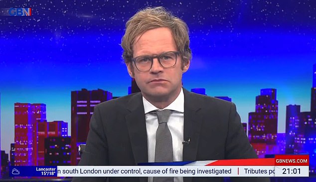 Ведущий Марк Долан также сообщил, что его «освободили от обязанностей».