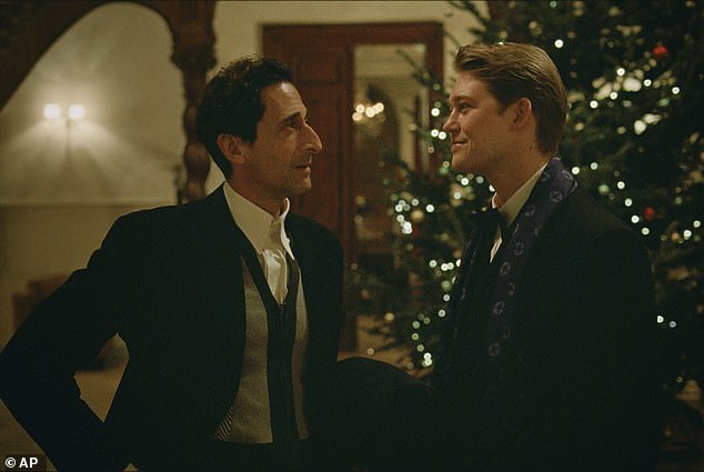 Между тем, фильм Эдриана Броуди «Бруталист» получил девять номинаций на премию BAFTA, за ним следуют «Дюна 2» и «Злой» — оба получили по семь номинаций.