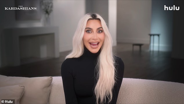 Компания Calabasas Socialite исполняет и снимается со своей знаменитой семьей в шестом сезоне Kardashians 10 эпизодов, премьера которого состоится 6 февраля на Hulu