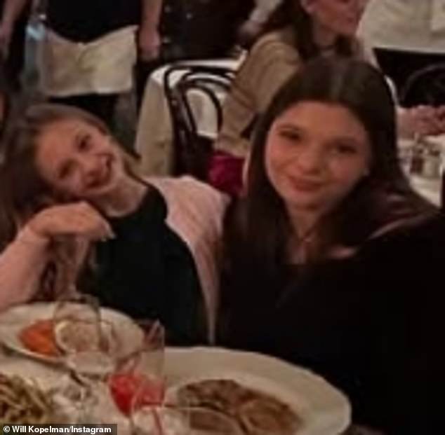 Позже в эфире WWHL Бэрримор рассказала, что не раз заставала 16-летнюю дочь Сэндлера Санни и двух своих дочерей - 10-летнюю Фрэнки и 12-летнюю Олив (на фото в январе) - за просмотром 