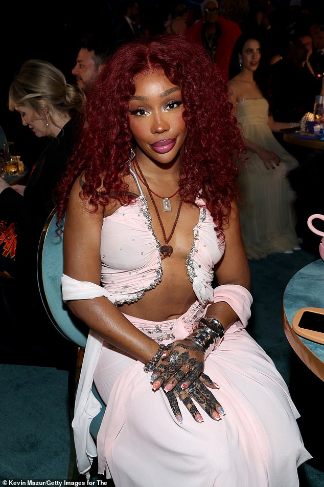SZA на 67-й ежегодной церемонии вручения премии GRAMMY в Crypto.com 2 февраля