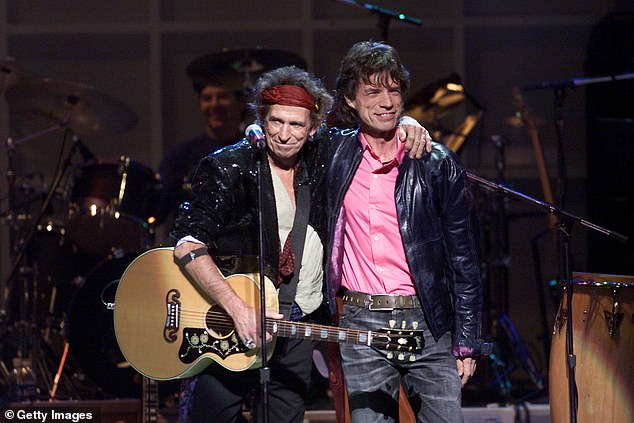 В сообщении приводится ссылка на статью 2023 года о том, что песня Rolling Stones 1978 года 