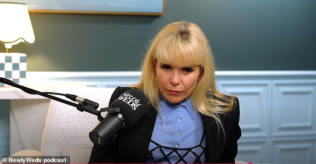Палома сказала в подкасте NewlyWeds: 