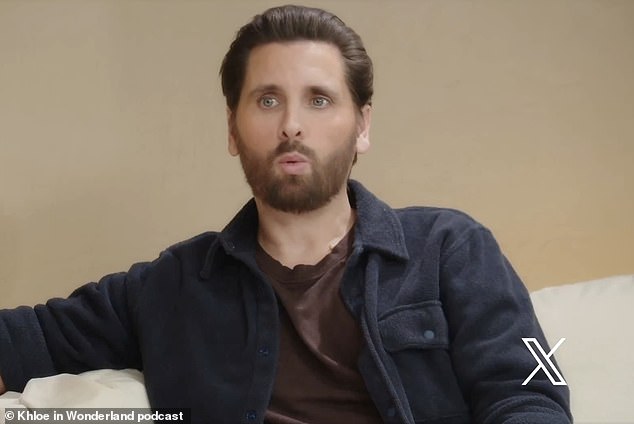 Мейсон переехал к отцу два года назад, и Дисик рассказал в подкасте невестки Хлои Кардашьян, что тренирует сына в вопросах знакомств.