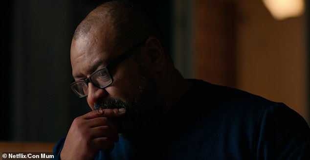 История телевизионного шеф-повара, усыновленного при рождении, стала темой нового документального фильма Netflix после того, как в его жизнь вернулась женщина, выдававшая себя за его давно потерянную мать.