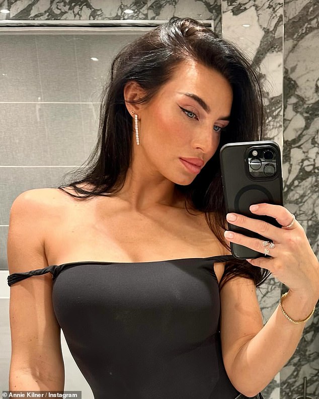 Энни Килнер неожиданно кивнула мужу-любовнику Кайлу Уокеру, несмотря на то, что он