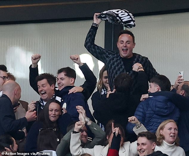 Ликующие Ант и Дек ликовали, когда